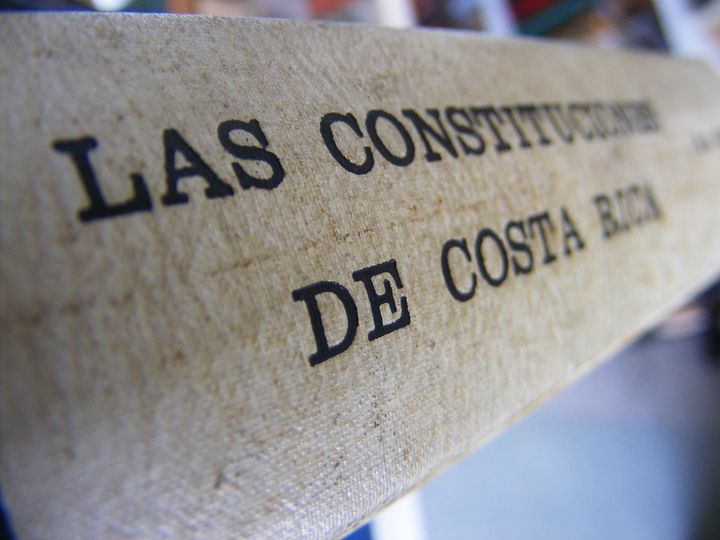 biblioteca 127 copy.jpg